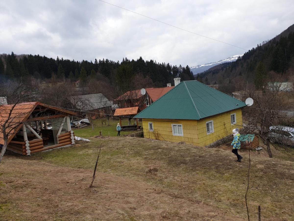 Садиба Під Гострою 즈데니에보 외부 사진